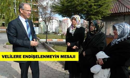 MİLLİ EÐİTİM MÜDÜRÜ KUŞ VELİLERİ RAHATLATTI