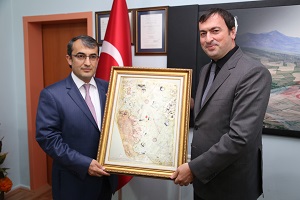 Rektör Uçar Tapu ve Kadastro 22. Bölge Müdürü Taşkıran’ı Ziyaret Etti
