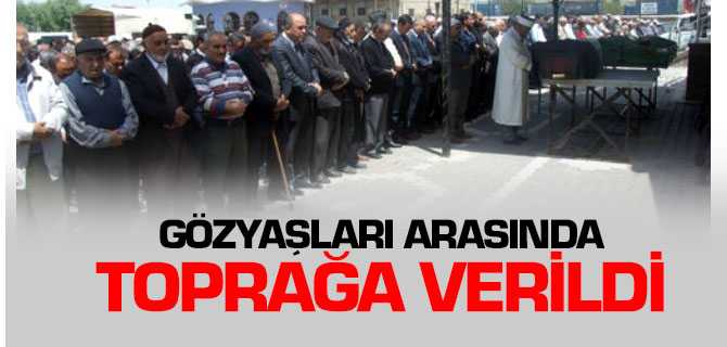 Aksaray’daki Kazada Hayatını Kaybeden Aile Kırşehir'de Toprağa Verildi