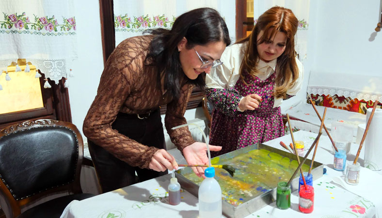 Hayrı İnal Konağı’nda geleneksel sanatlar buluşması